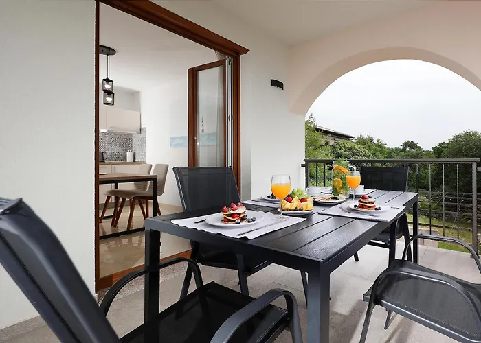 Appartamento With Sea View
